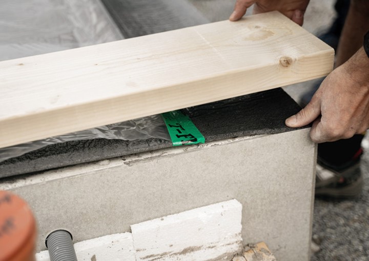 03AT7DQXTR 03AT7DQXTR